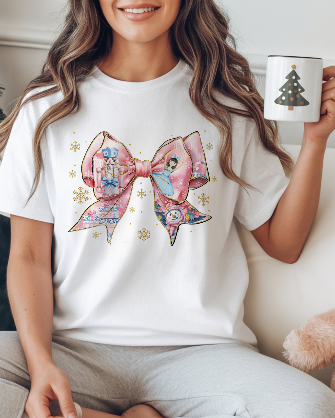 🎀 Coquette Nutcracker Bow Christmas White T-Shirt 🎄✨