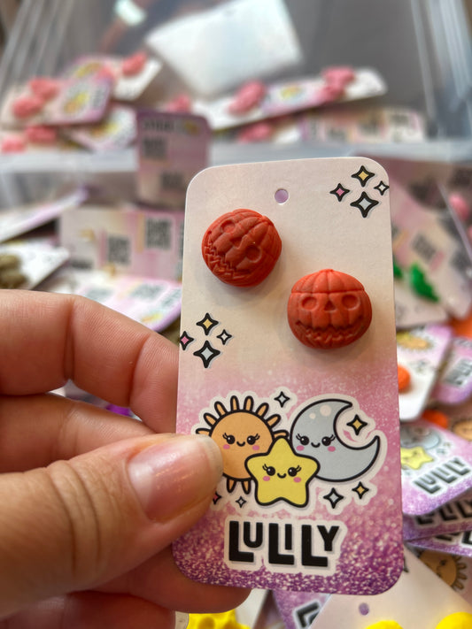 Dirty Pumpkin Studs